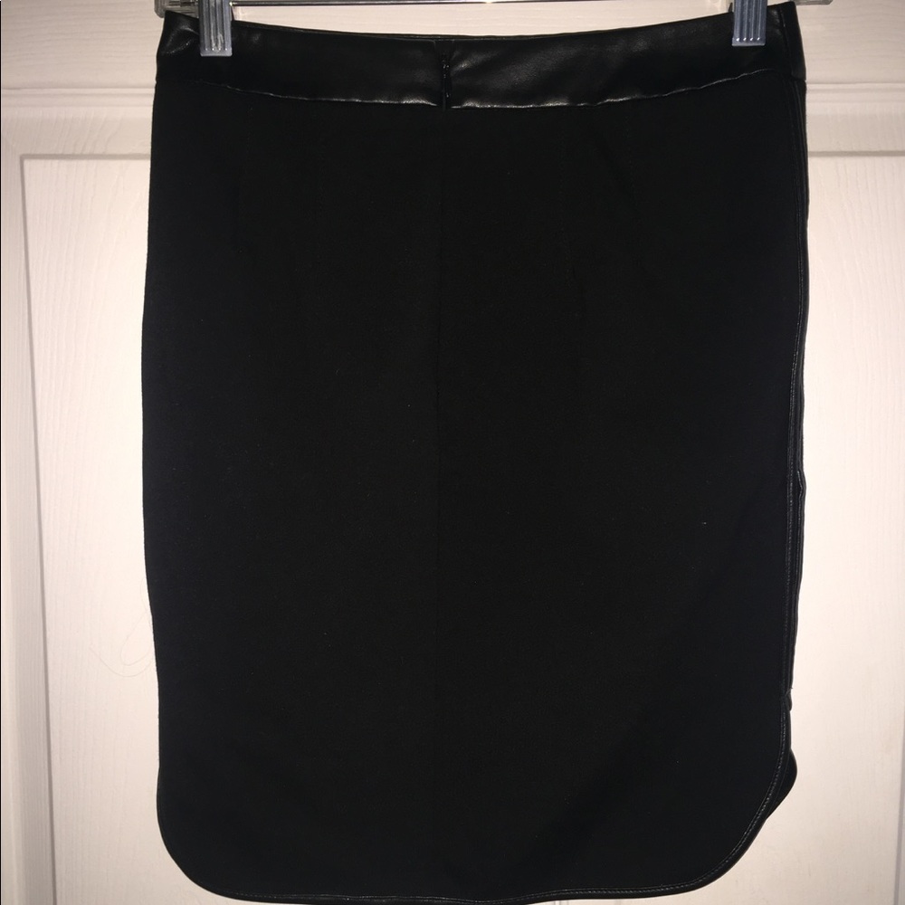 LOFT fitted skirt